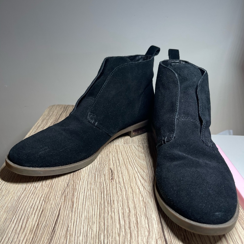 Franco Sarto Chukka Ankle Boots Booties Womens Sz 9.5  Black Suede Leather